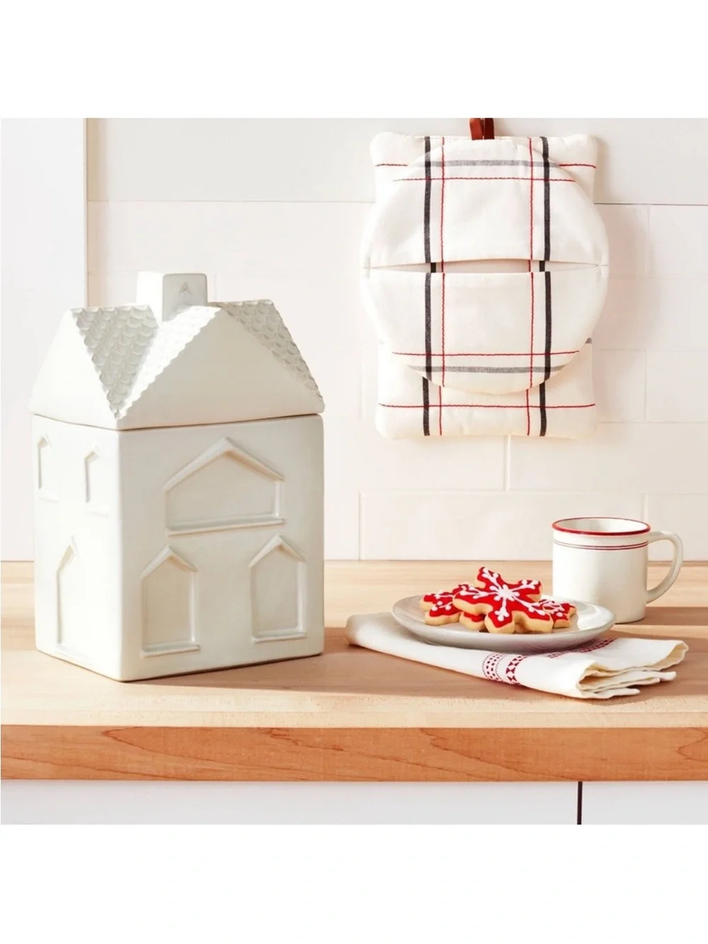 Hearth & Hand Magnolia White Cream Stoneware House Cookie Jar Farmhouse Canister